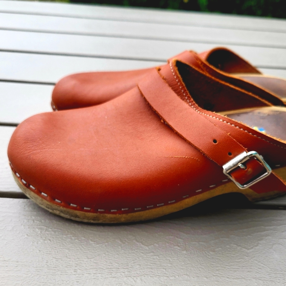 Lotta From Stockholm Rust Leather Clogs with Silver Buckle